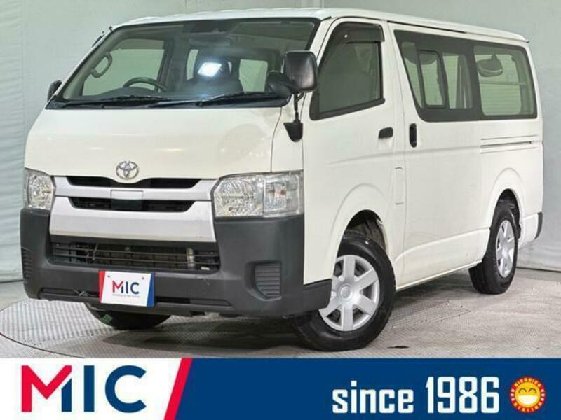 TOYOTA　HIACE VAN