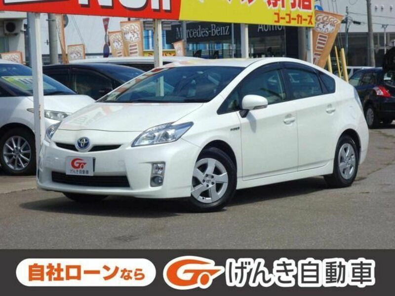 TOYOTA　PRIUS