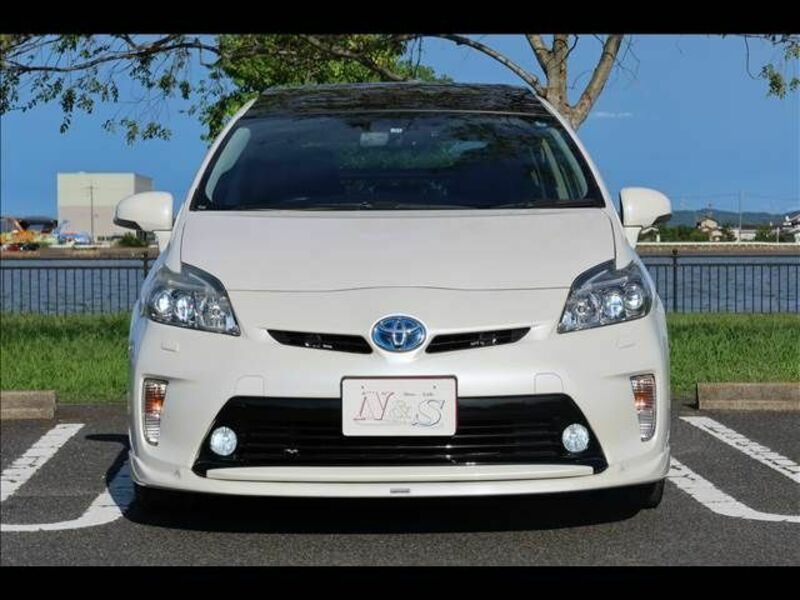 PRIUS-1