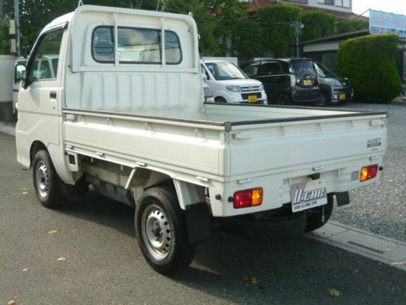 HIJET TRUCK-1