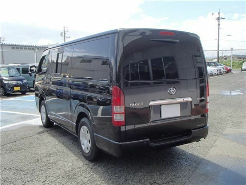 HIACE-5