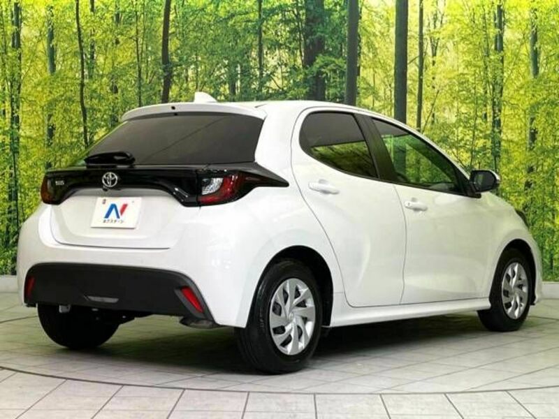 YARIS-17