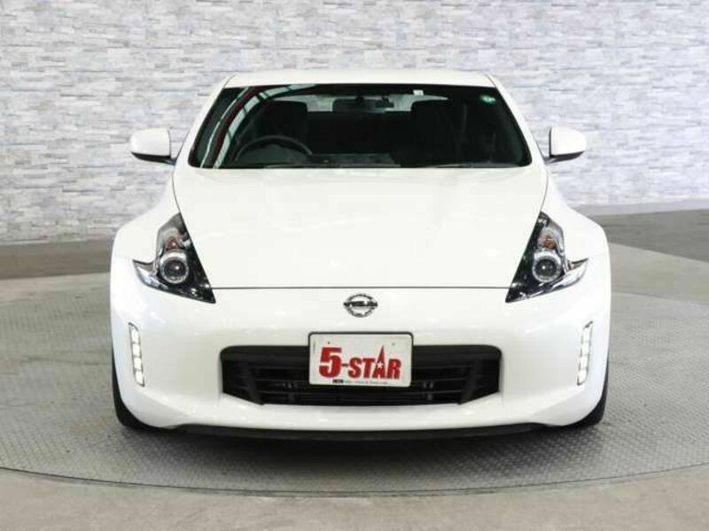 FAIRLADY Z-9