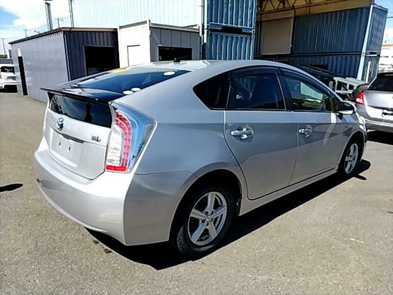 PRIUS-36