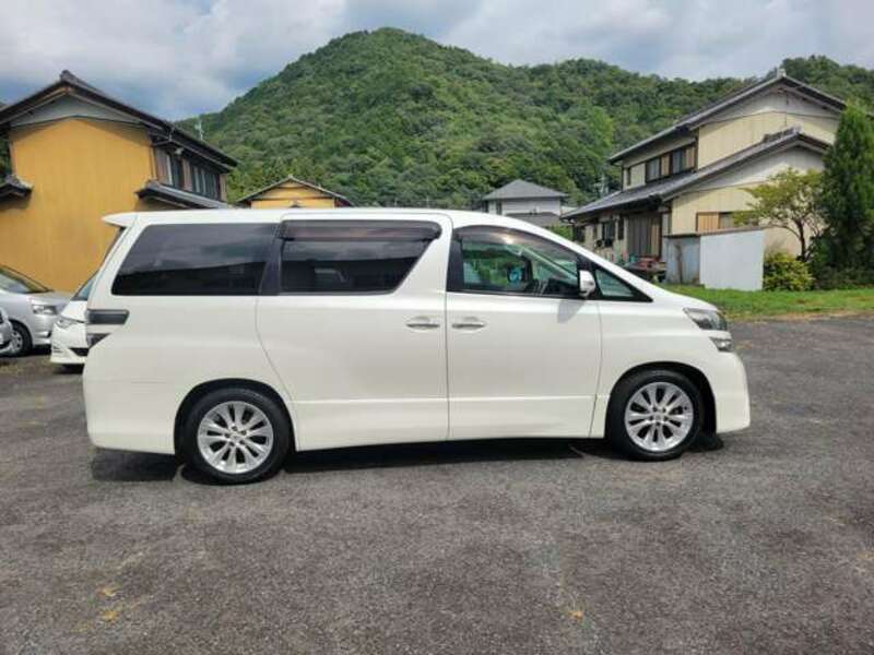 VELLFIRE-4