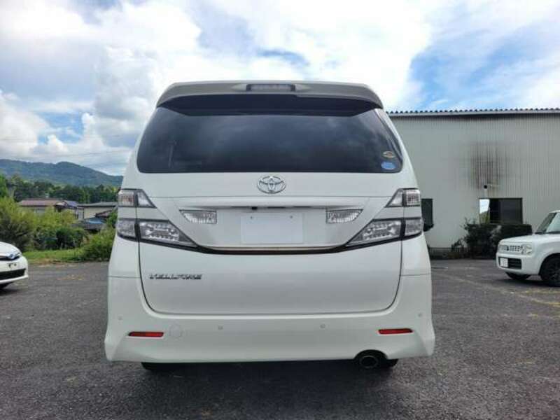 VELLFIRE-9