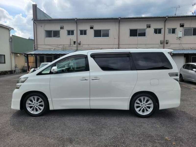 VELLFIRE-5