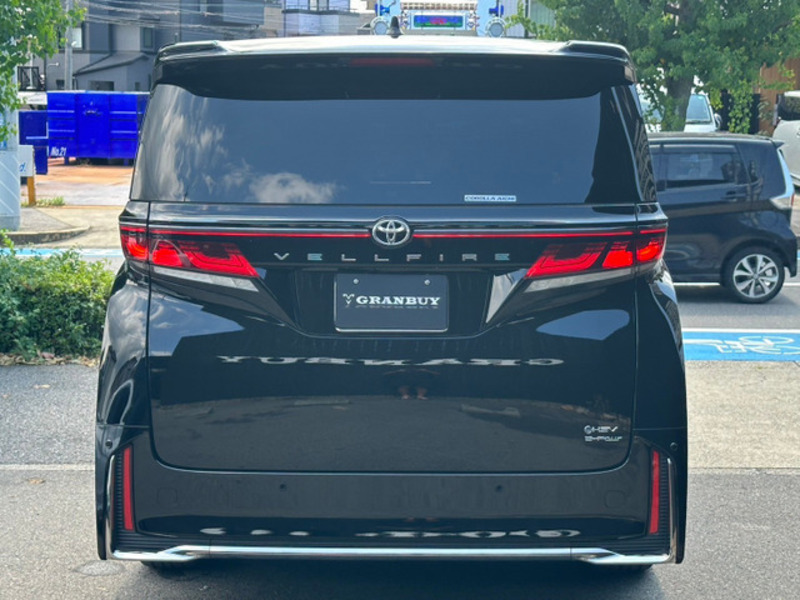 VELLFIRE-15