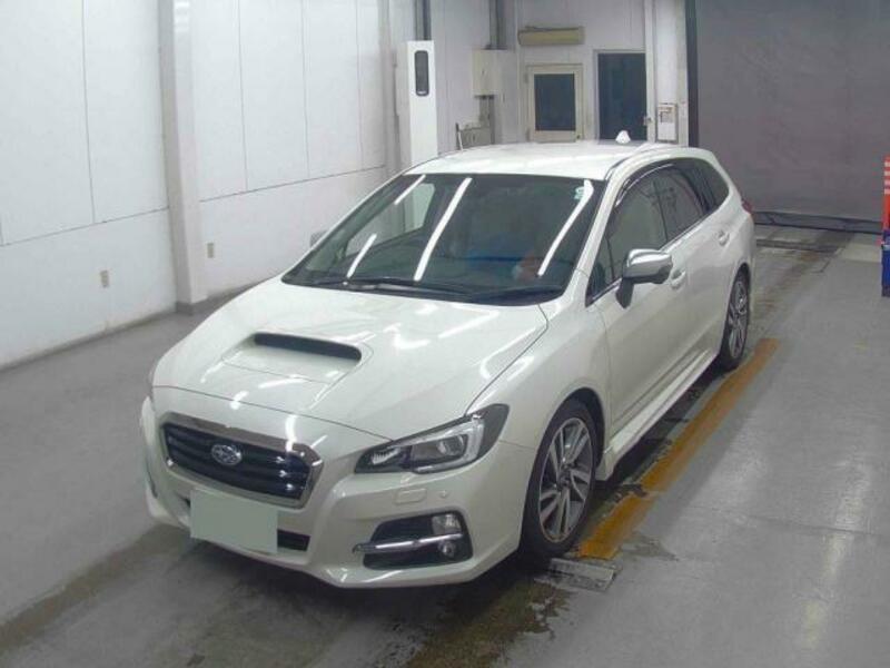 SUBARU　LEVORG