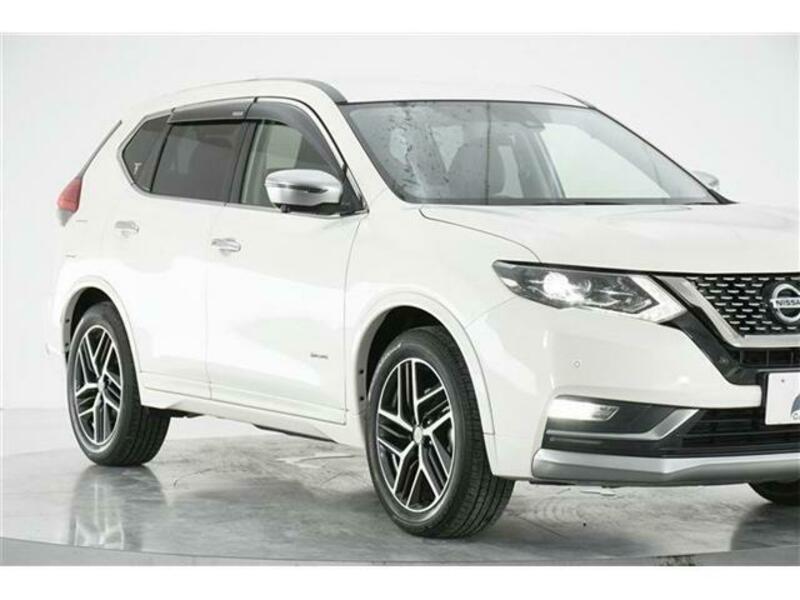 X-TRAIL-4