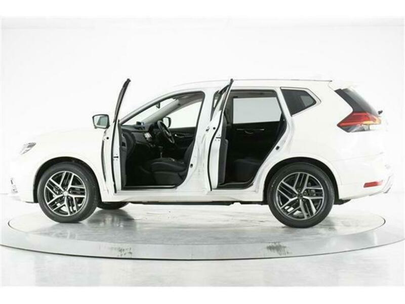 X-TRAIL-5