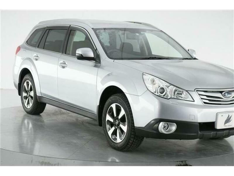 LEGACY OUTBACK-4