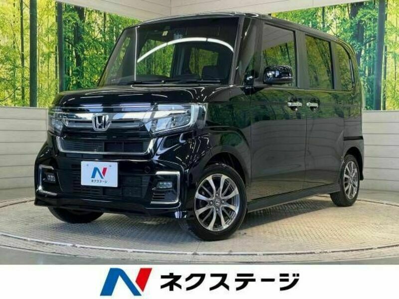 HONDA　N BOX CUSTOM