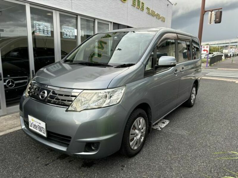 NISSAN　SERENA