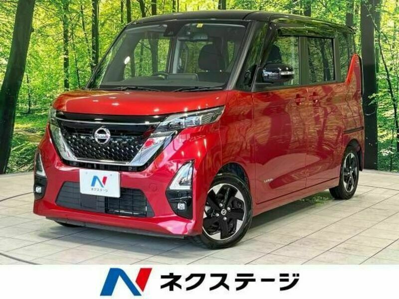 NISSAN　ROOX