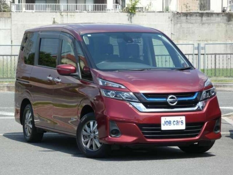 NISSAN　SERENA