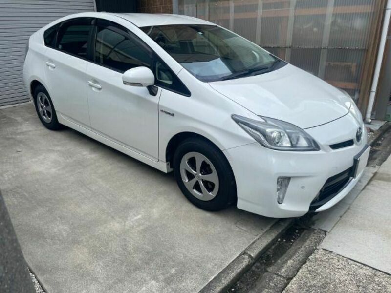 PRIUS-10