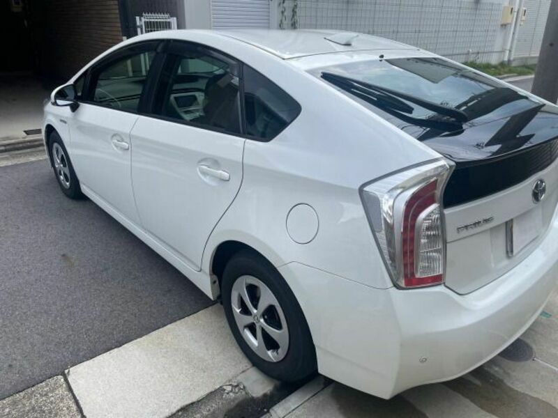 PRIUS-19