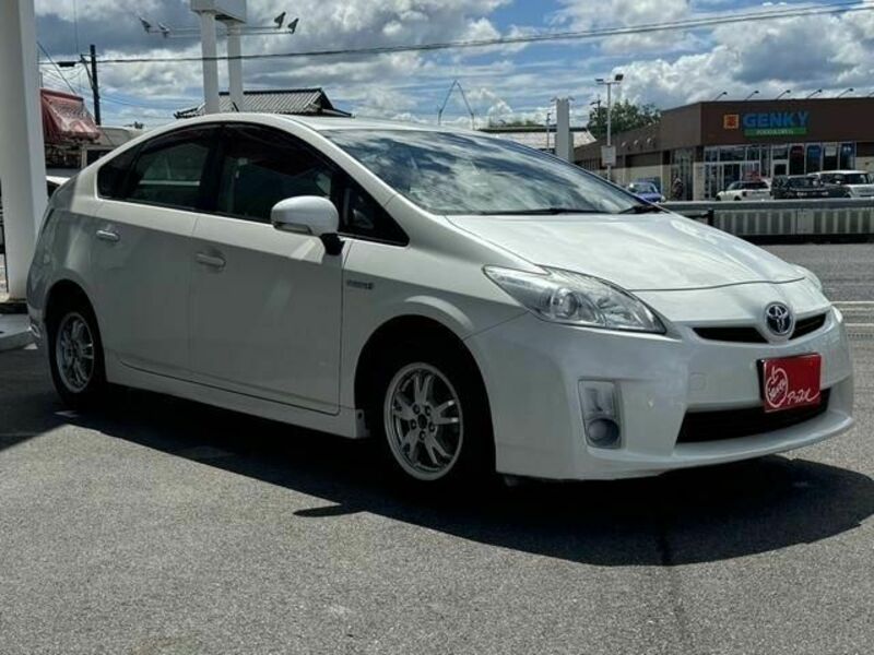 PRIUS-13