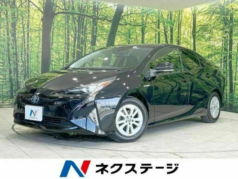 TOYOTA　PRIUS