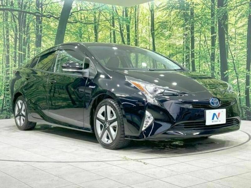 PRIUS-17