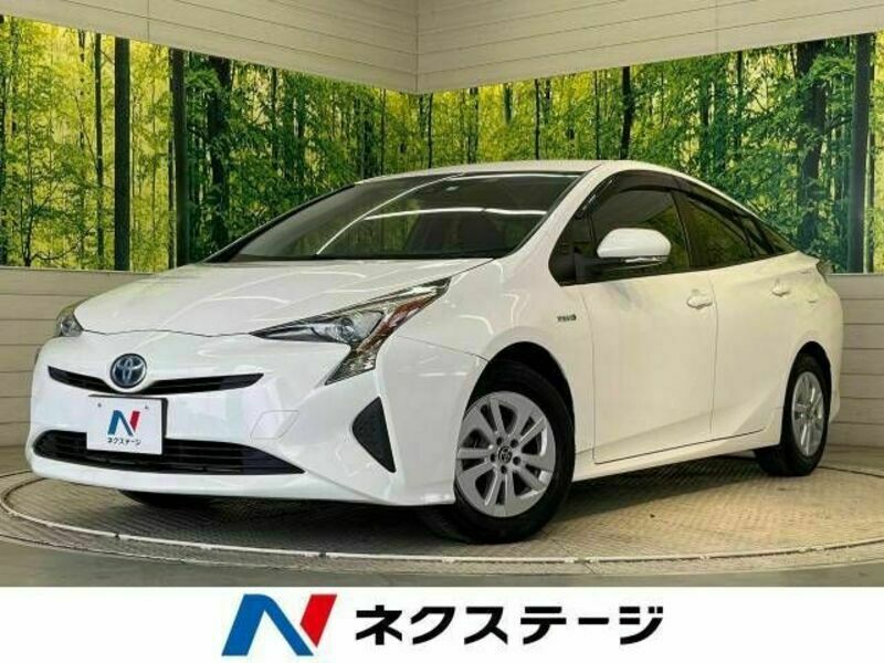 TOYOTA　PRIUS