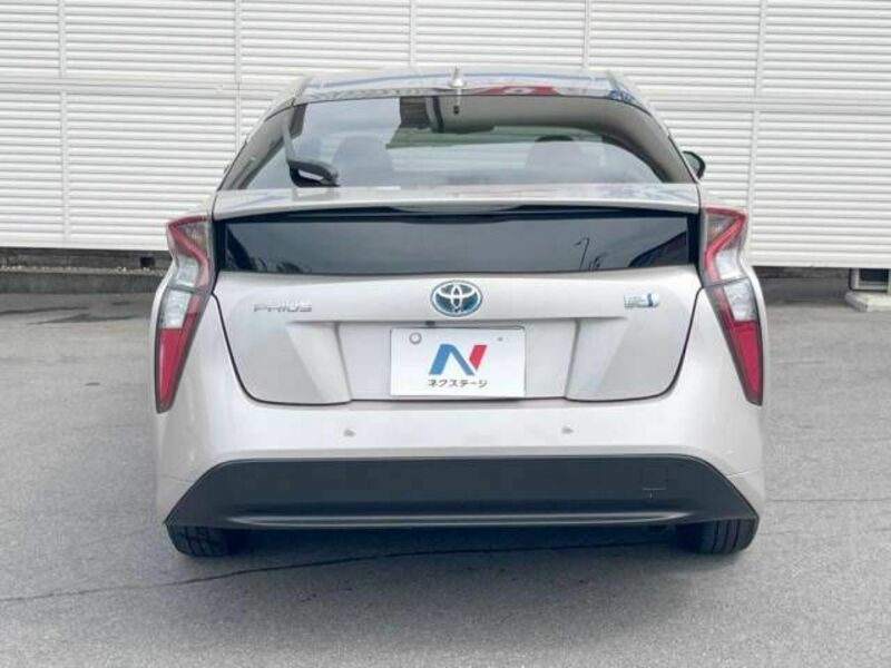 PRIUS-15