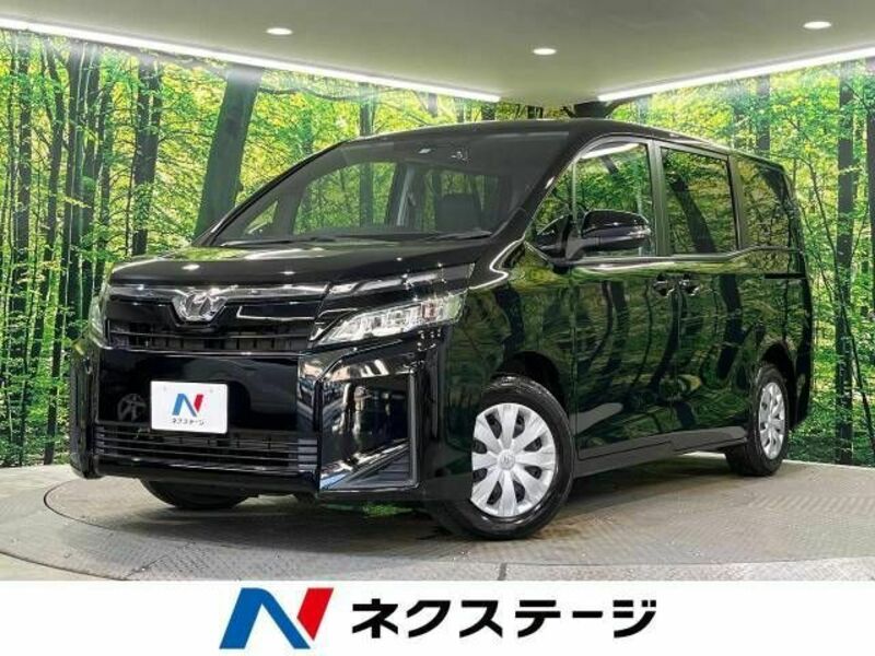 TOYOTA　VOXY