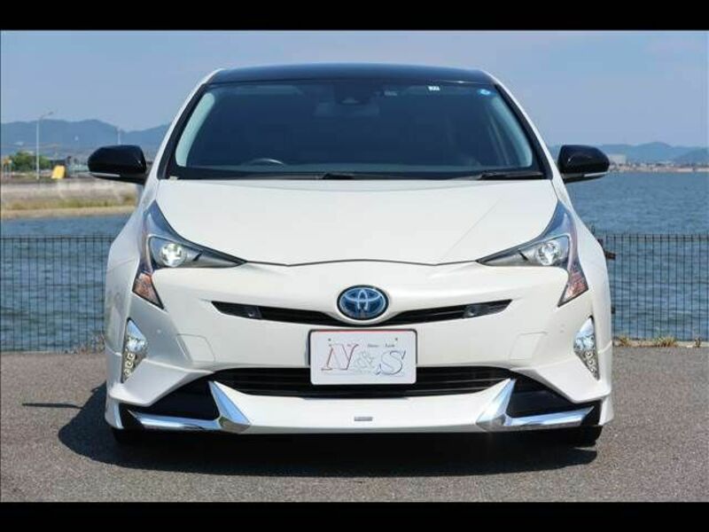 PRIUS-1