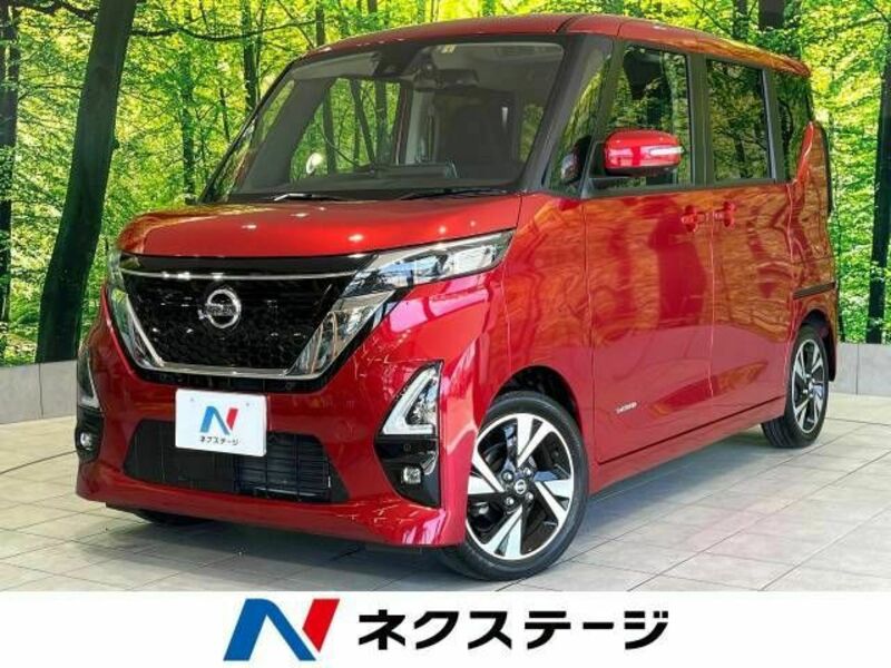 NISSAN　ROOX