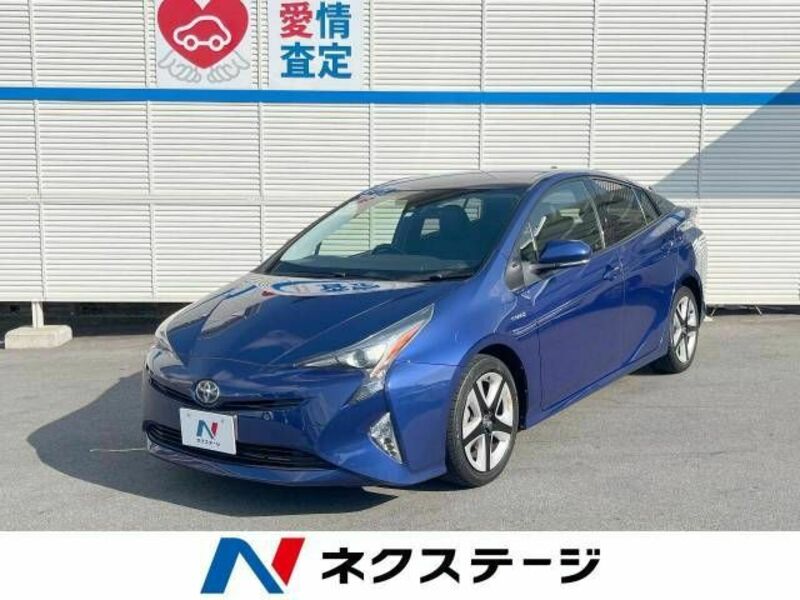 TOYOTA　PRIUS