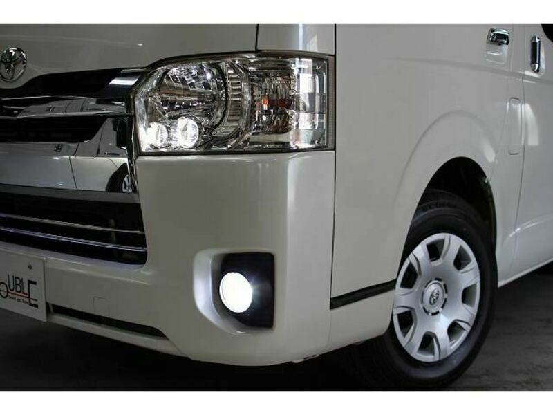 HIACE VAN-1