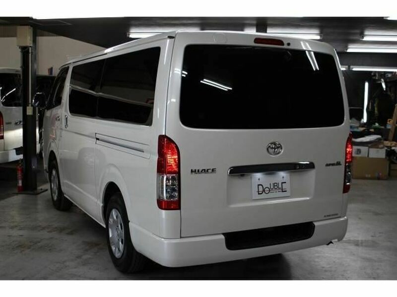 HIACE VAN-42