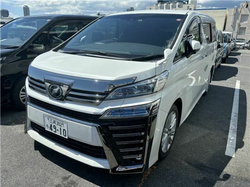 TOYOTA　VELLFIRE