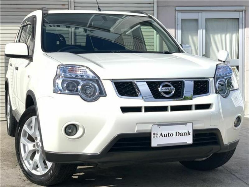 NISSAN　X-TRAIL