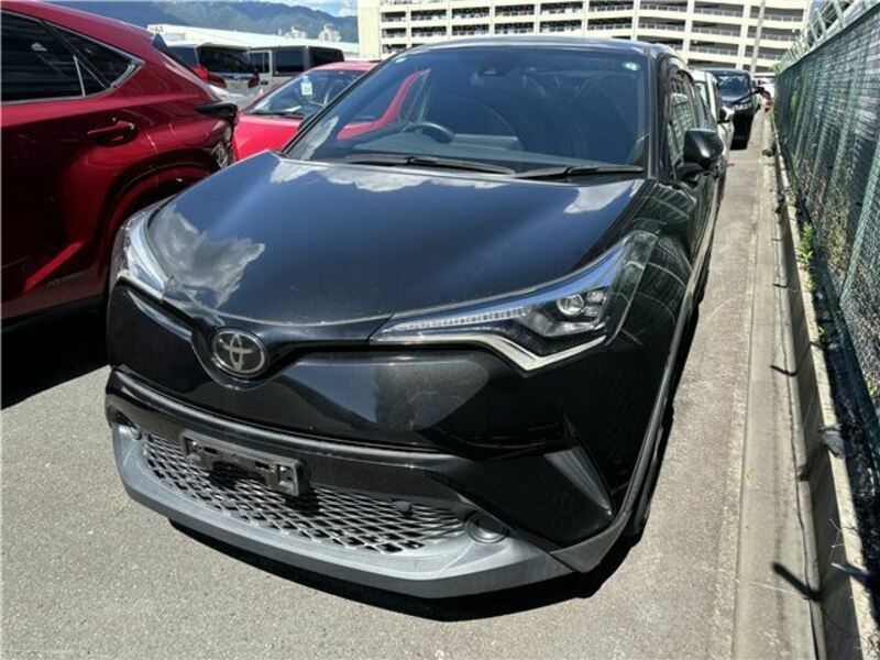 TOYOTA　C-HR