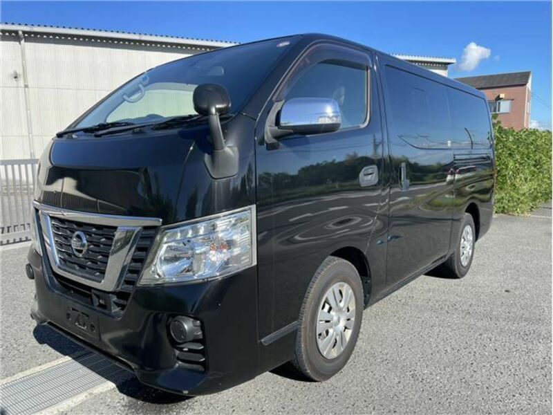 NISSAN　NV350 CARAVAN