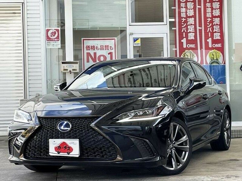 LEXUS　ES