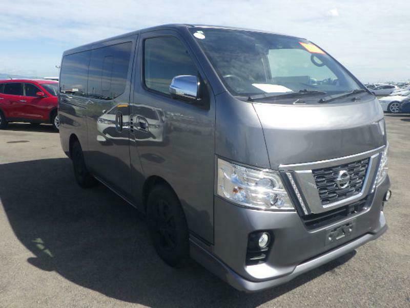 NISSAN　NV350 CARAVAN