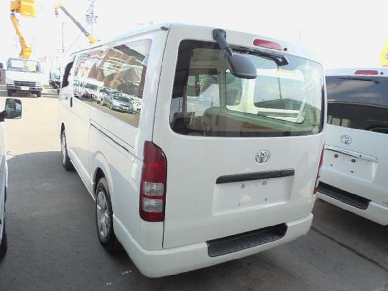 HIACE VAN-7