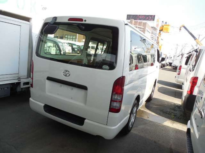 HIACE VAN-5