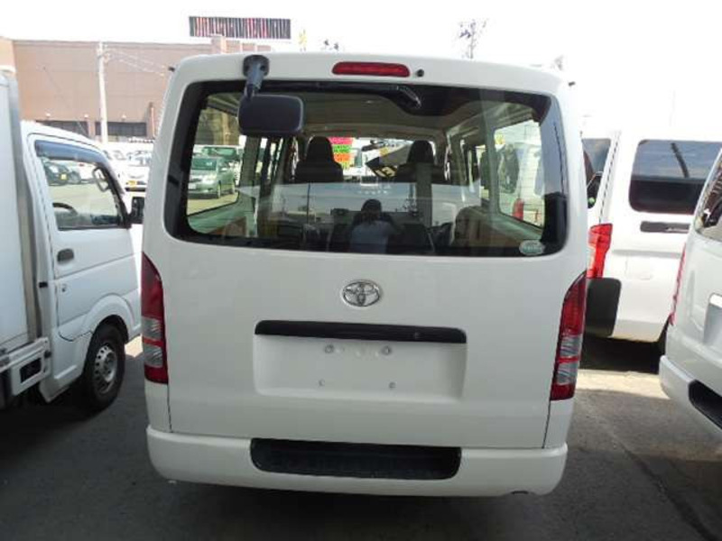 HIACE VAN-6