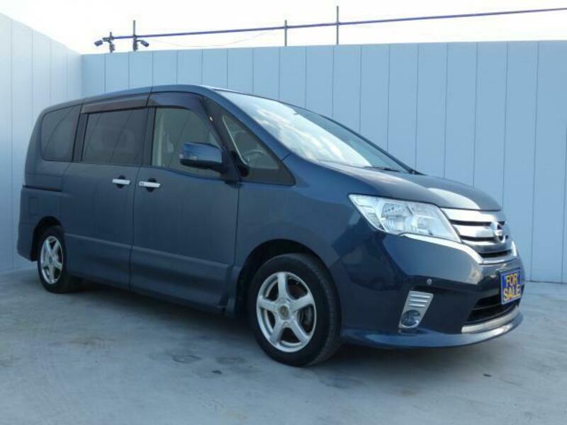 NISSAN　SERENA