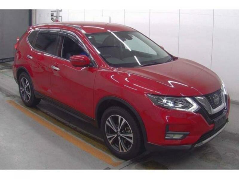 X-TRAIL-1