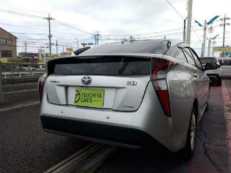 PRIUS-1