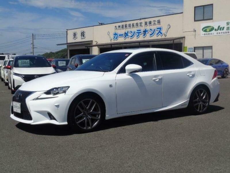 LEXUS　IS