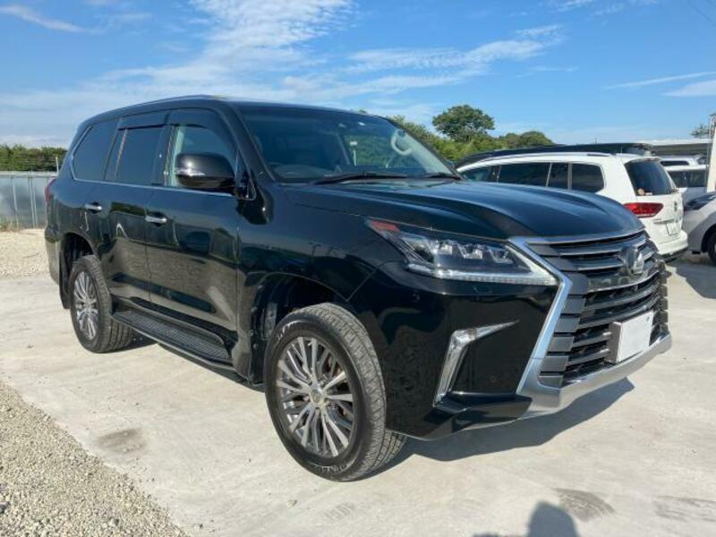 LEXUS　LX