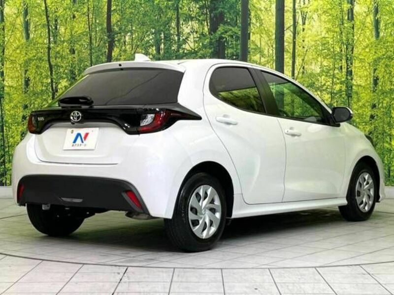 YARIS-17