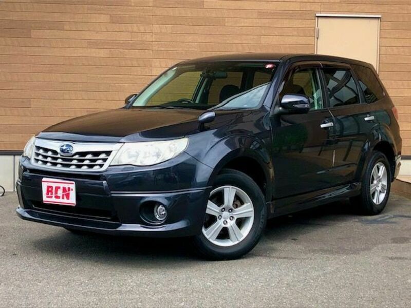 SUBARU　FORESTER