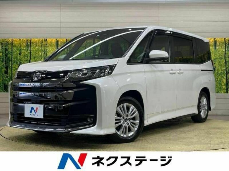 TOYOTA　NOAH